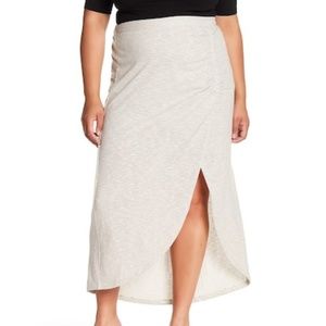Susina Ruched Maxi skirt